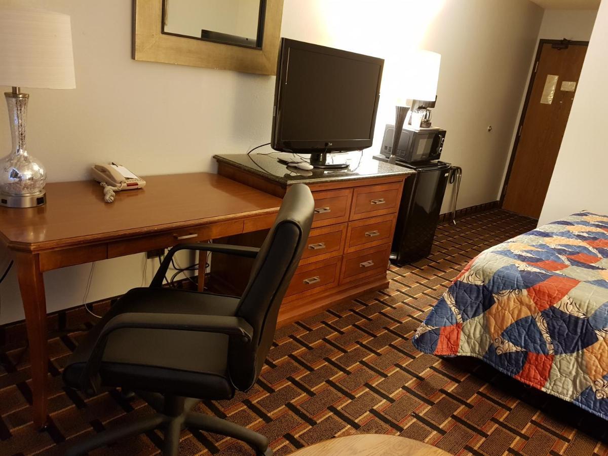 Le Mars Inn And Suites Екстер'єр фото